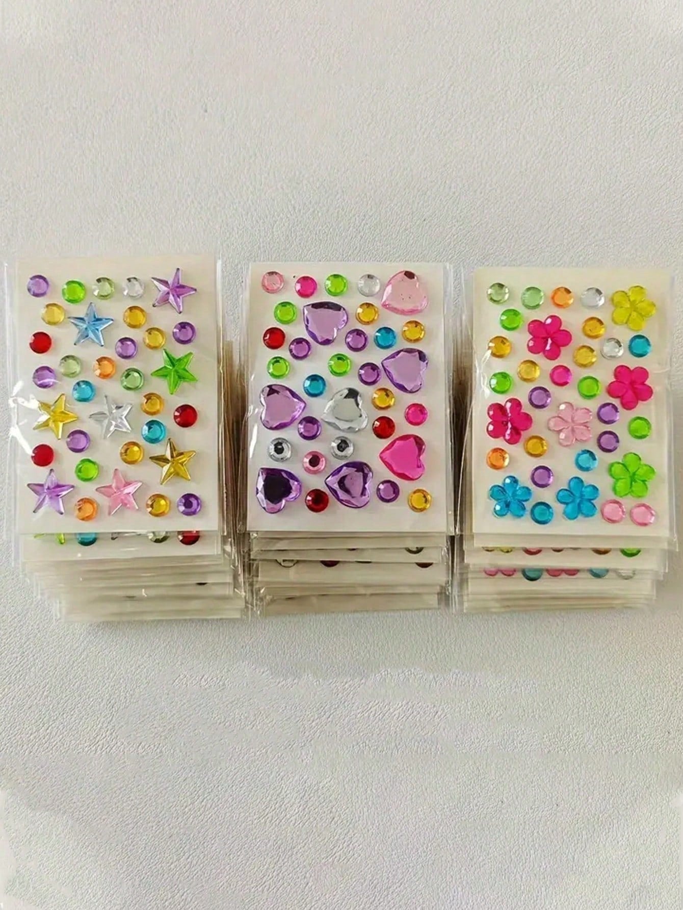 Sparkling Gem Stickers- Self-Adhesive Acrylic Gem Heart Stickers For Valentine's Day, Face Gems, Glitter DIY Cosmetics, Music Festival Crafts, Etc. Glittering Rhinestones For DIY Crafts, High-Quality