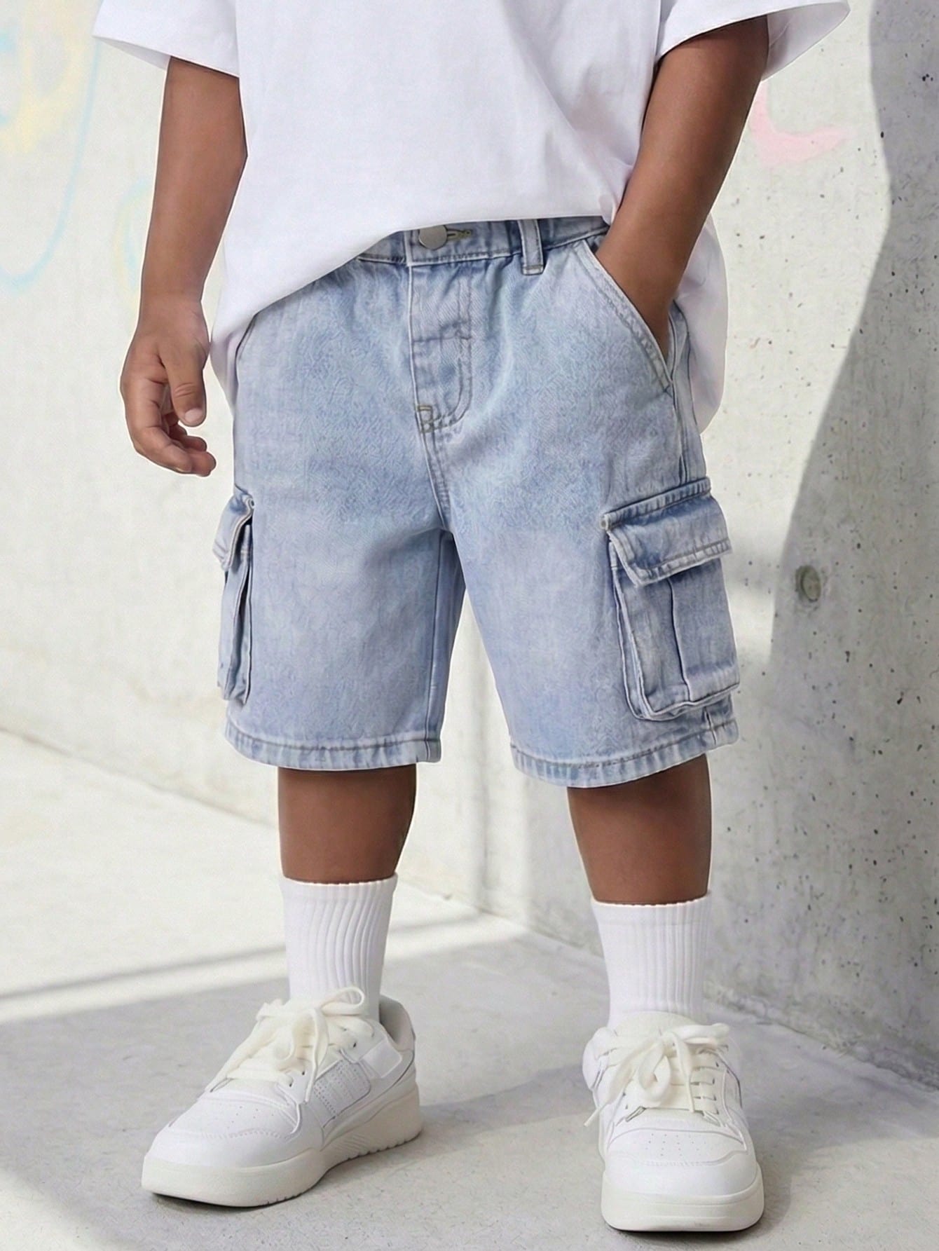 Summer Young Boys' Washed Denim Utility Cargo Shorts, Elastic Waist Loose Straight Leg Design,Soft Cotton Denim Shorts For Daily Outing School