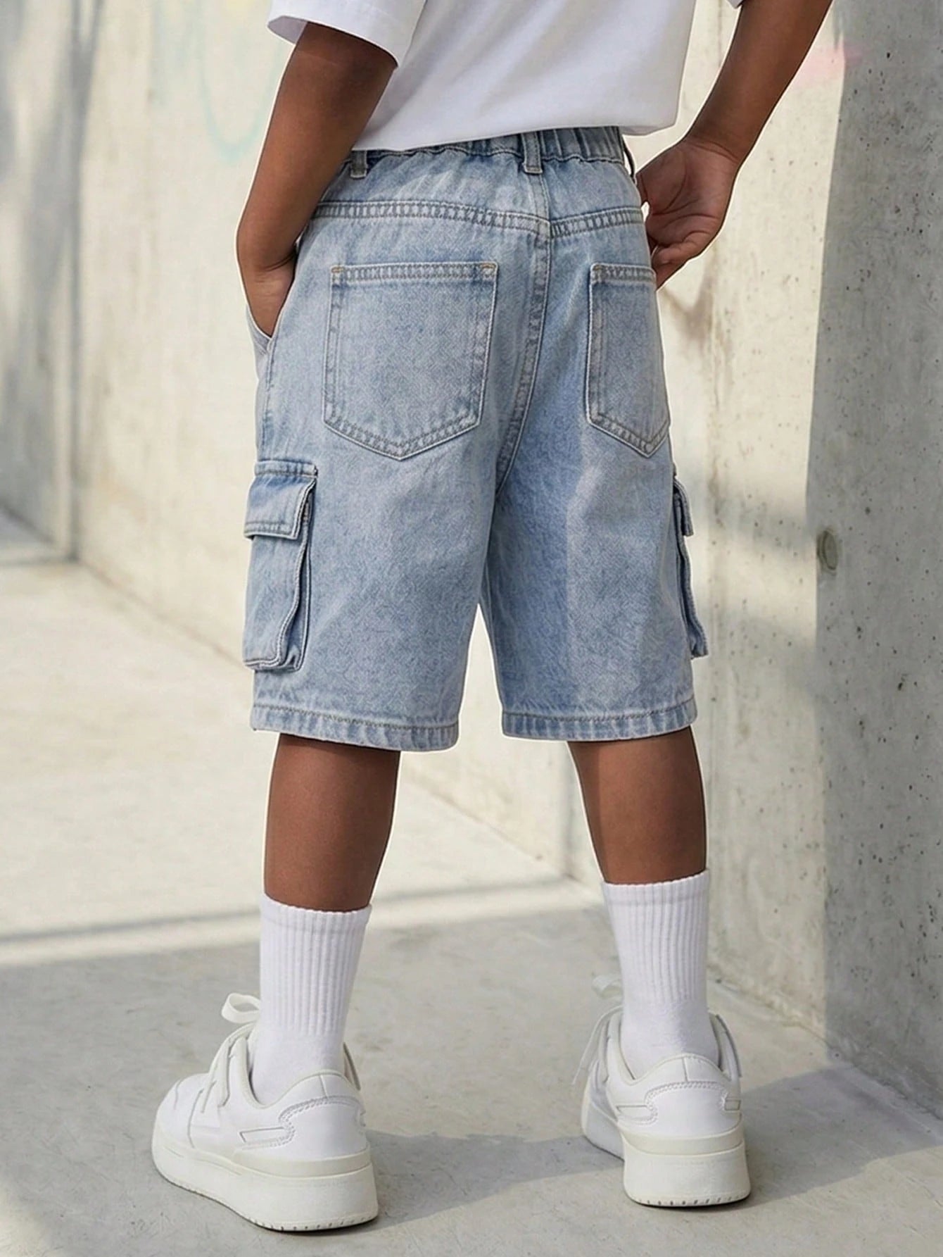 Summer Young Boys' Washed Denim Utility Cargo Shorts, Elastic Waist Loose Straight Leg Design,Soft Cotton Denim Shorts For Daily Outing School