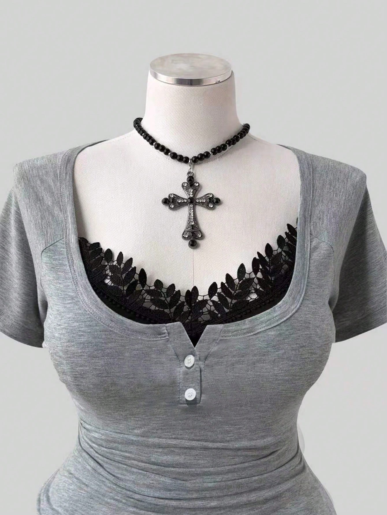 Sunspun European Women's Plus Size Fashion New Design Square Neck Lace Patchwork Camisole Slim Fit Flattering Asymmetrical Pleated T-Shirt