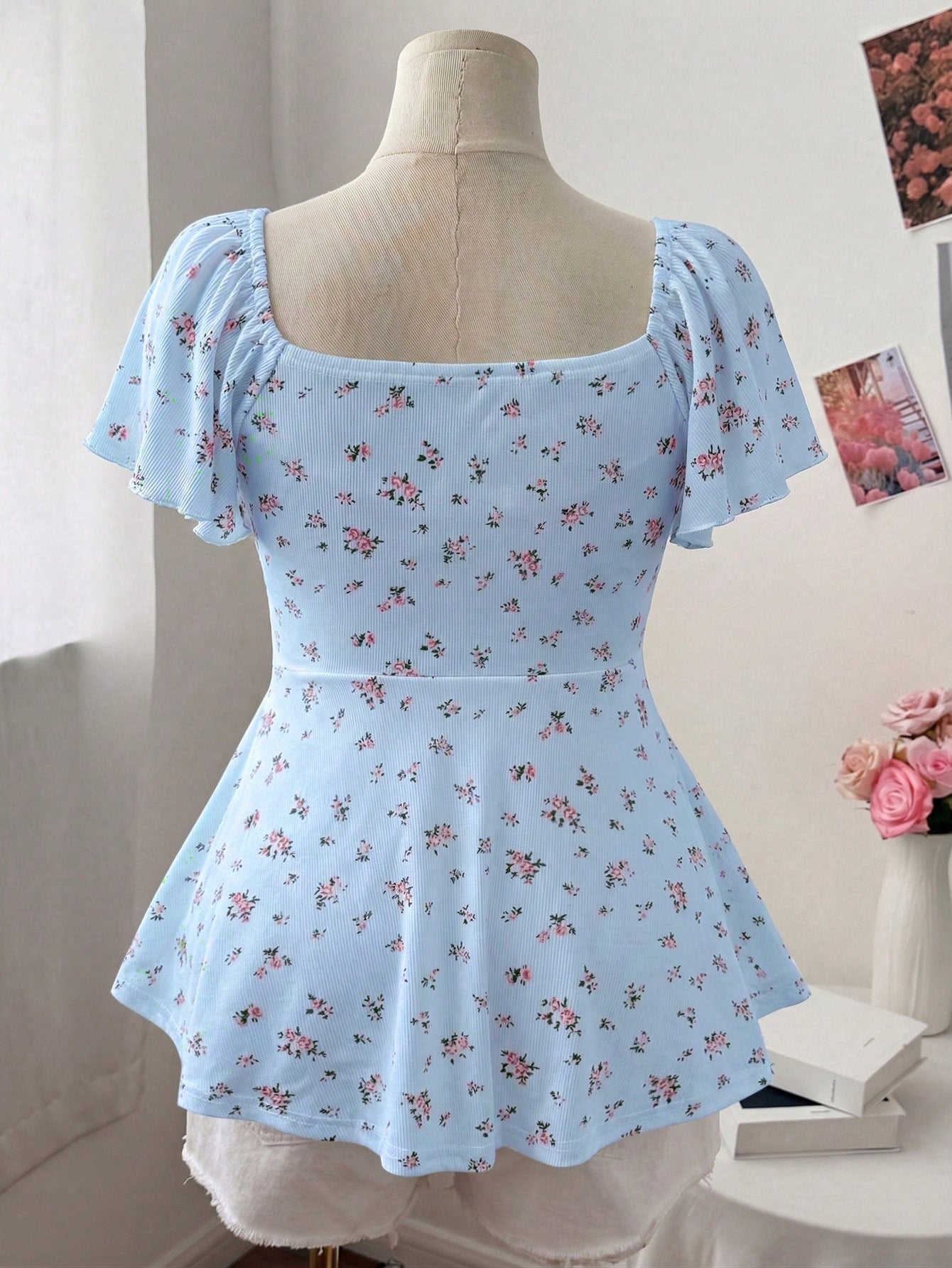 Sweetra Plus Size Women's Square Neck Drawstring Cap Sleeve Ruffle Sleeve Ditsy Floral Casual Cute Elegant Vacation A-Line T-Shirt, Spring/Summer