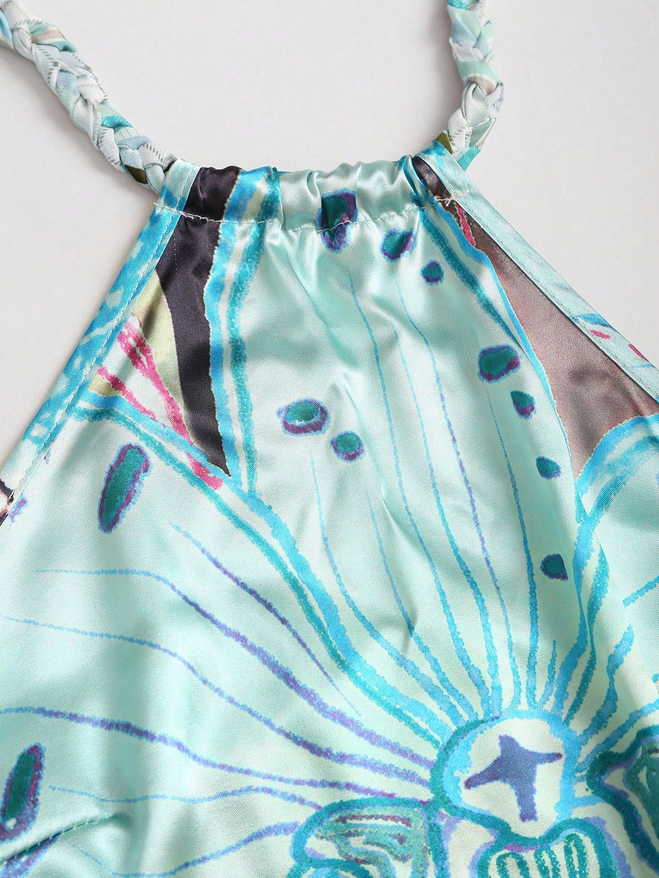 Sweetra Reversible Crochet Spaghetti Strap Sleeveless Printed Camisole, Suitable For Beach & Summer Vacation