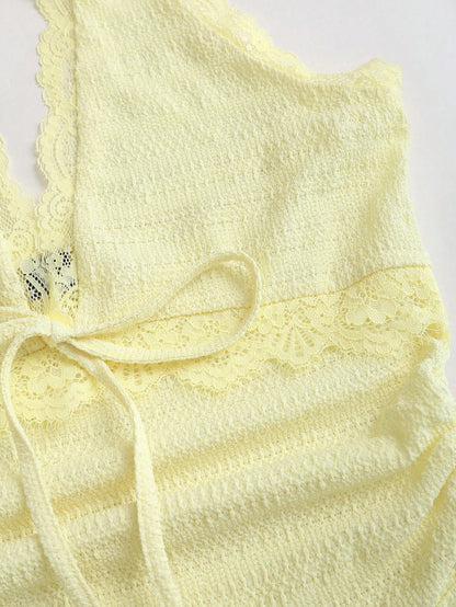 Sweetra Sexy Halter Lace Trim Textured Fabric Flowy A-Line Pleated Elegant Dress