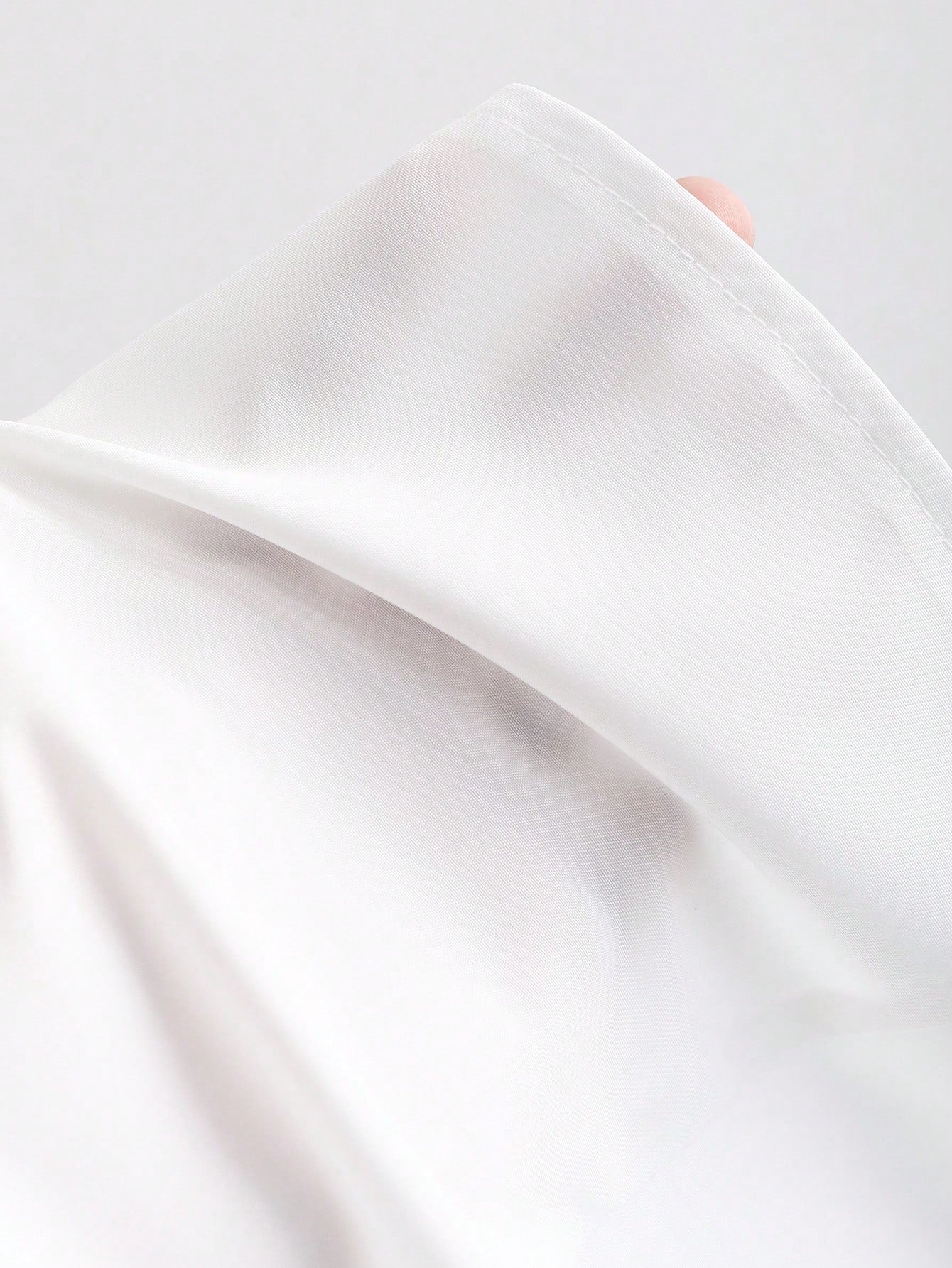 Sweetra Simple White Gigot Sleeve Blouse For Women,Summer Office Commute Wear