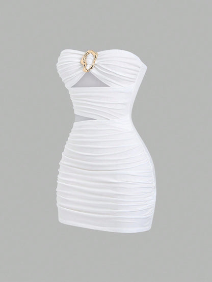Sweetra Women's Sexy Fitted Strapless Metal Buckle Mini Dress