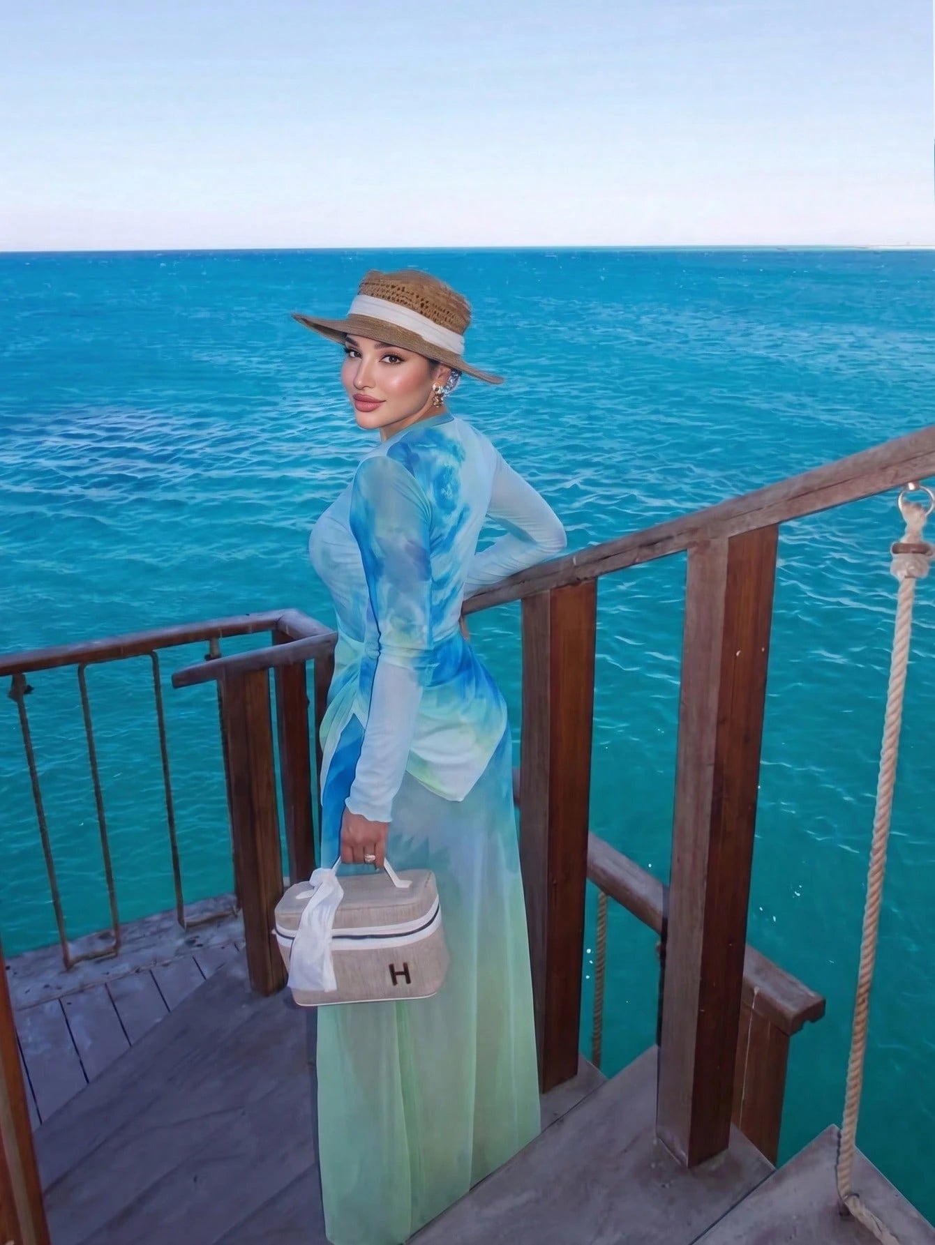 Swim Shayni Women's 3-Piece Muslim Beach Vacation Swimwear Set,Blue-Green Gradient Irregular Long-Sleeved Top, Trousers, And Beach Maxi Skirt.