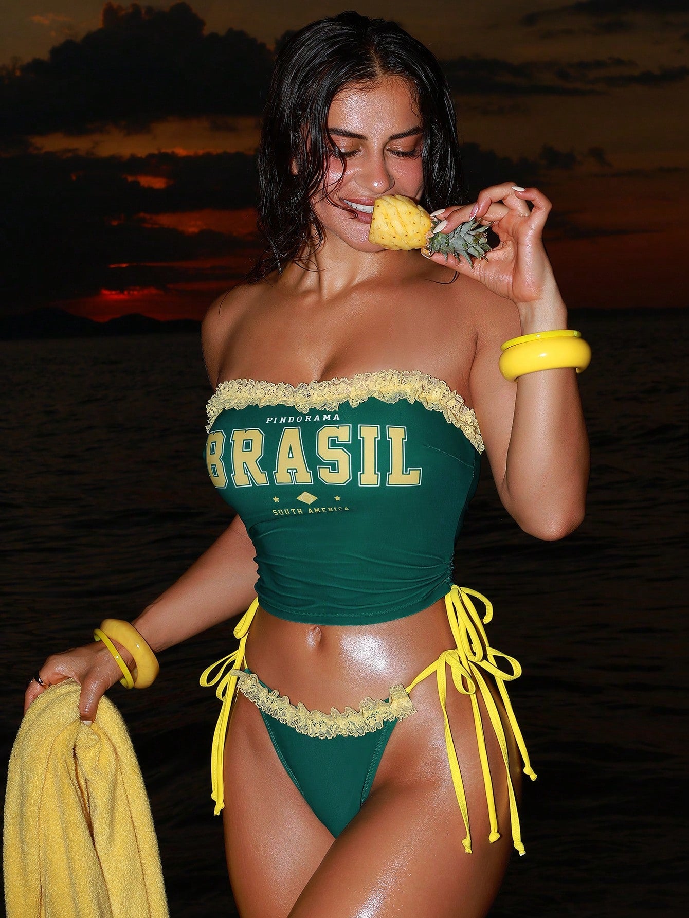 Swim SXY Women's Yellow & Green Brazil Flag Jamaica Beach Vacation Party Bikini Tank Top Camisole, Spaghetti Strap Lace Sexy Cute Hot Girl Style, Suitable For Outdoor Wear