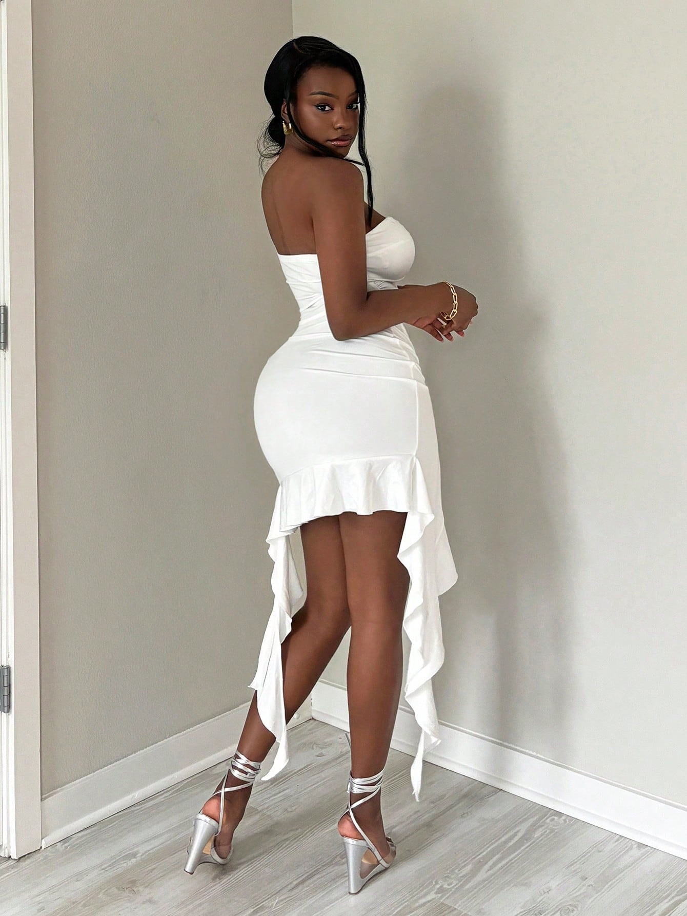 SXY Elegant White Summer Dress,Simple Solid Color Tube Ruffle Hem Design,Suitable For Party,Date Night,Birthday,Graduation,Vacation,Beach & Daily Wear