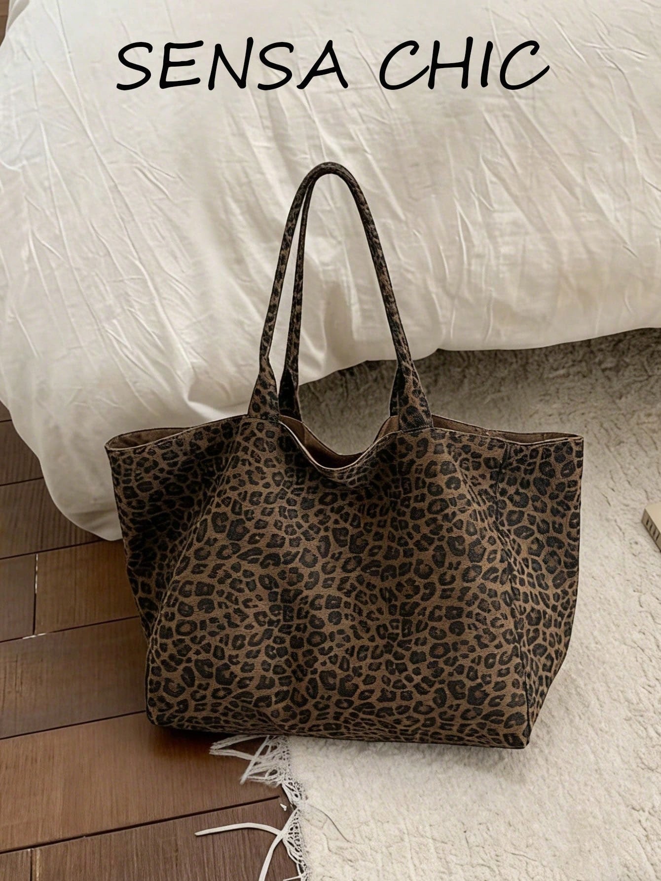 This Leopard Print Large Capacity Tote Bag Features Multiple Pockets And An Open Design, Allowing You To Easily Store And Retrieve Items. With Ample Space, It Can Hold Books And Tablets, Making It Sui