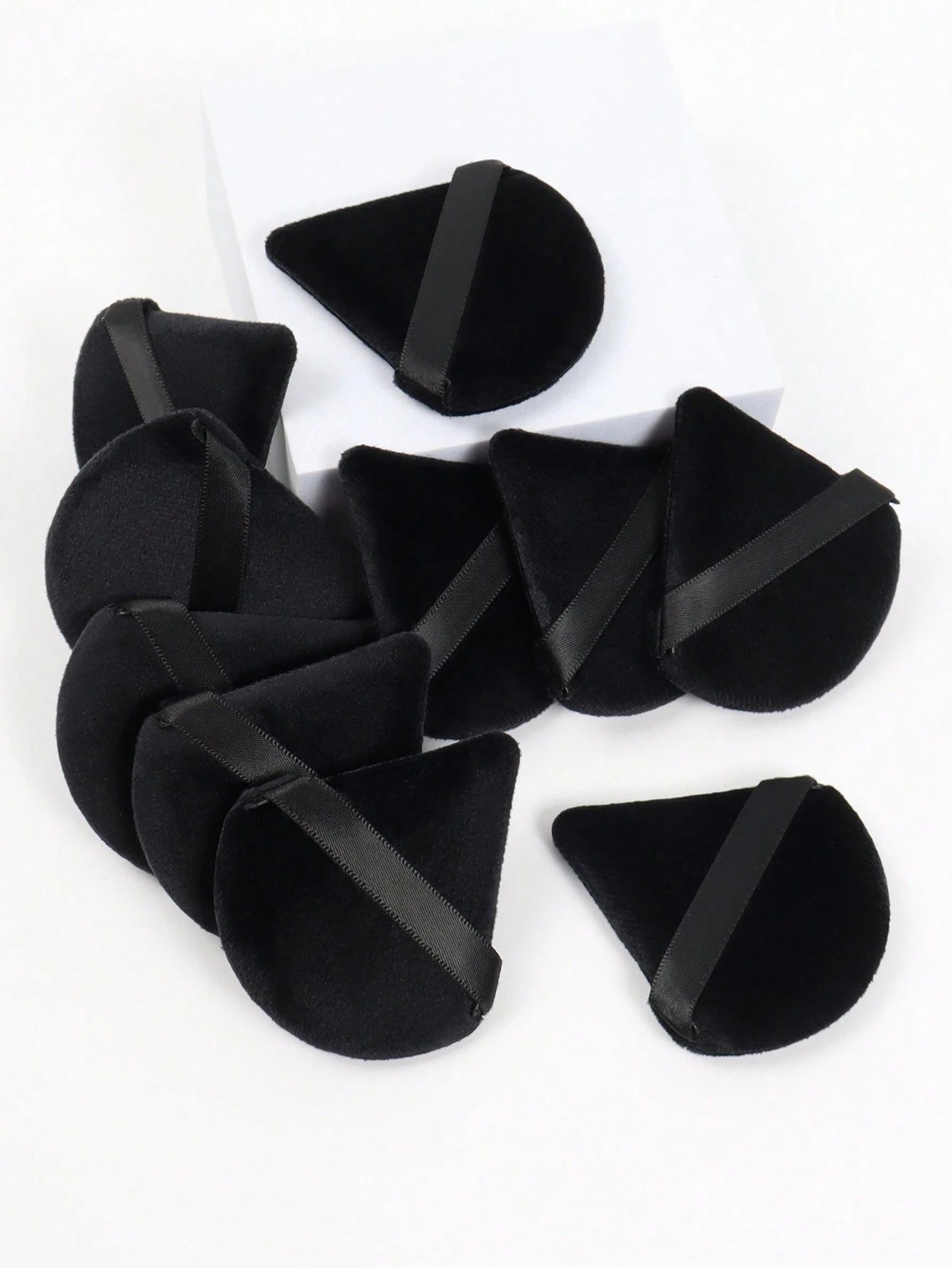 Triangle-Shaped Velvet Powder Puff 5/10/20/30/50/100pcs, Made Of Super-Soft Velvet, Designed For Contouring, Eye, And Corner, Suitable For All Skin Types, Makeup Accessories, Makeup Sponge, Gifts For