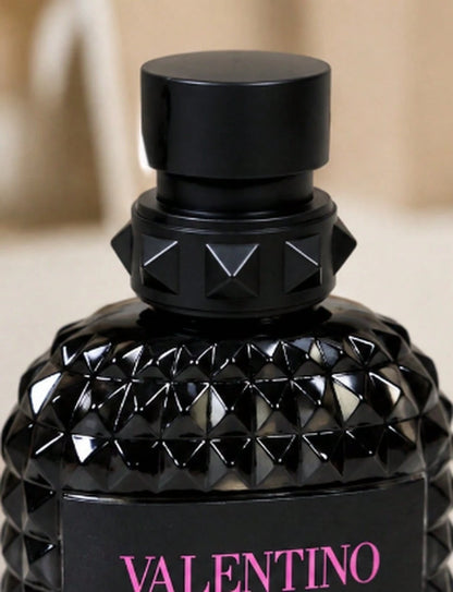 VALENTINO Born In Roma Uomo Extradose Eau De Parfum Cologne- 3.4 Fl Oz