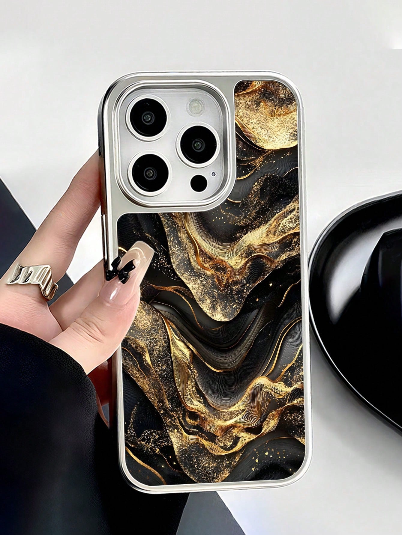 WeiMi 1pc Stylish Black & Gold Graphic Electroplated Waterproof Shockproof Anti-Slip Phone Case, Compatible With Apple Phones