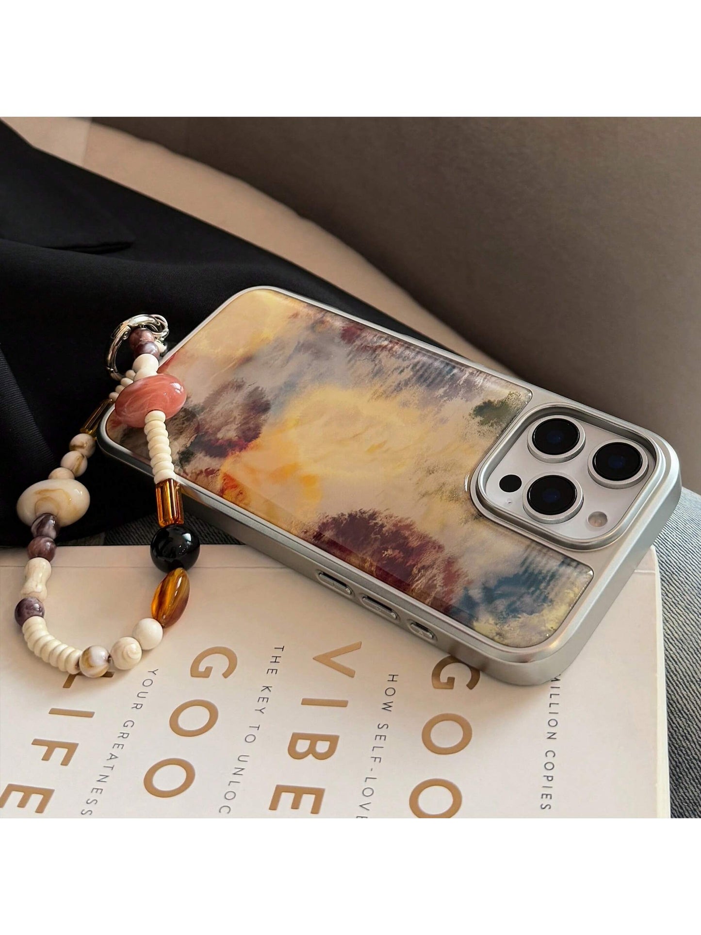 White Marble Texture Stand Phone Case GUCADI 1pc Electroplated Silver Edged High-End Tie Dye Brown Marble Texture + Yellow Stone Round Holder + Amber White Faux Pearl Cord Personalized Retro Niche Har