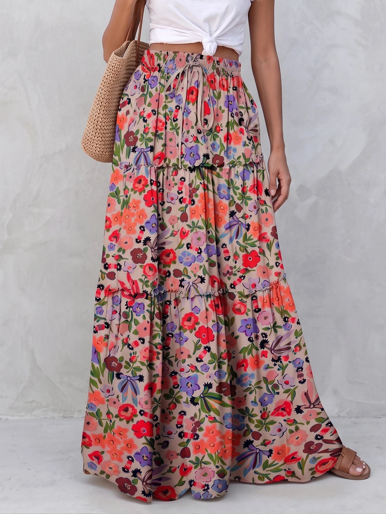 Women's Bohemian Style Maxi Skirt, Made Of Woven Fabric With Floral Print, Layered Ruffle Hem Design, Casual & Elegant Summer