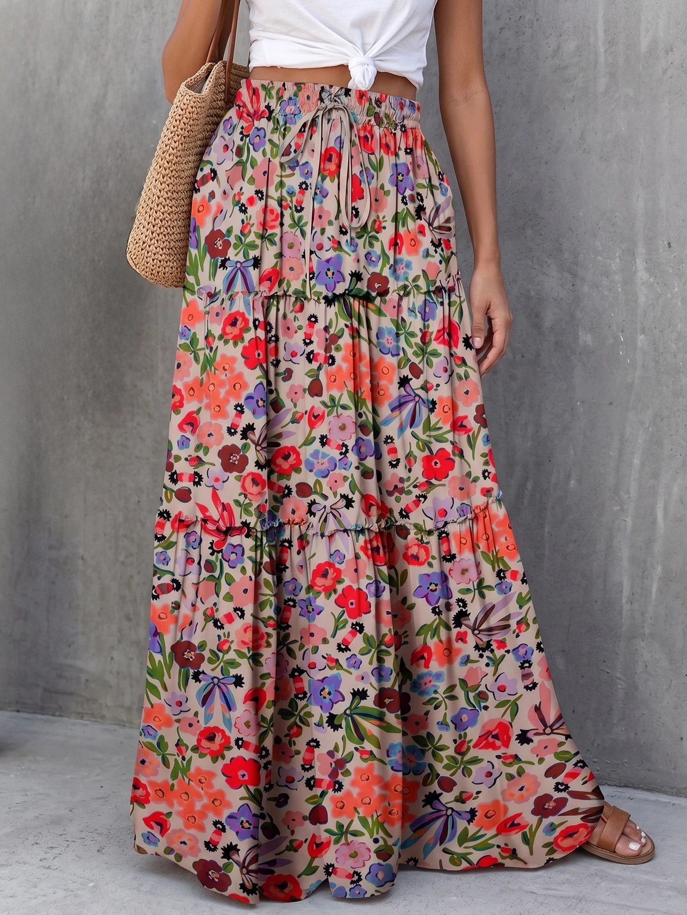 Women's Bohemian Style Maxi Skirt, Made Of Woven Fabric With Floral Print, Layered Ruffle Hem Design, Casual & Elegant Summer