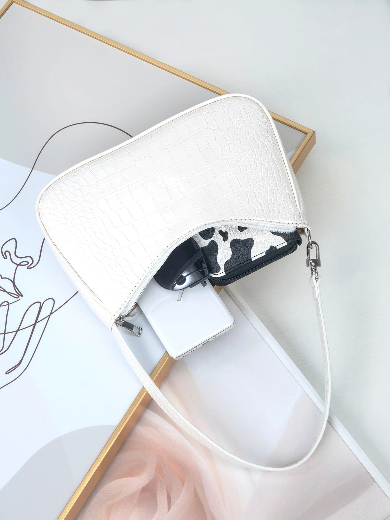Women's Crocodile Embossed Fashion Everyday Shoulder Bag/Underarm Bag