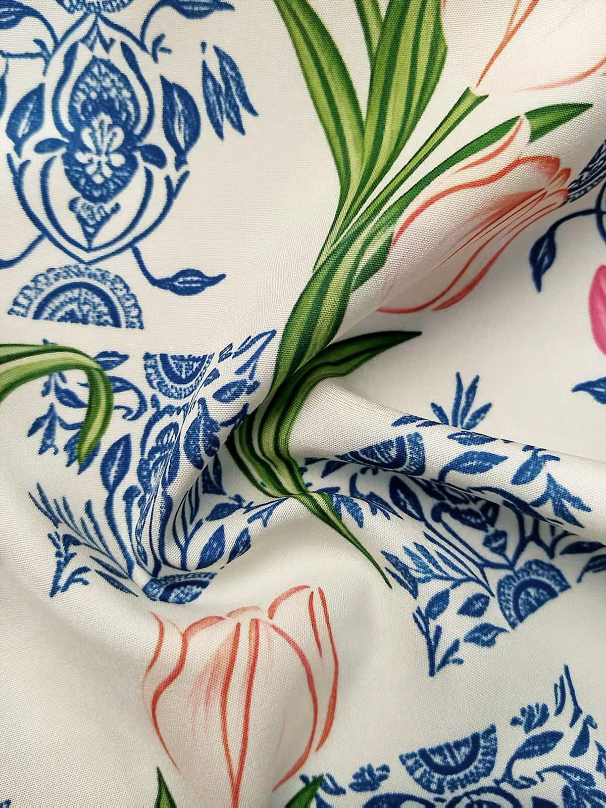 Women's French Vintage Tulip Print Top,V-Neck Ruffled Short Sleeve Flowy Boho Shirt,Lightweight Breathable Cream Summer Vacation Casual Loose Blouse