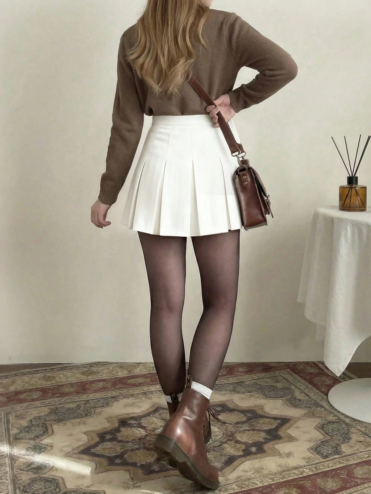 Women's High Waist Pleated Skirt, Versatile A-Line Skirt, Y2K Style Solid Color Casual Mini Skirt White Spring