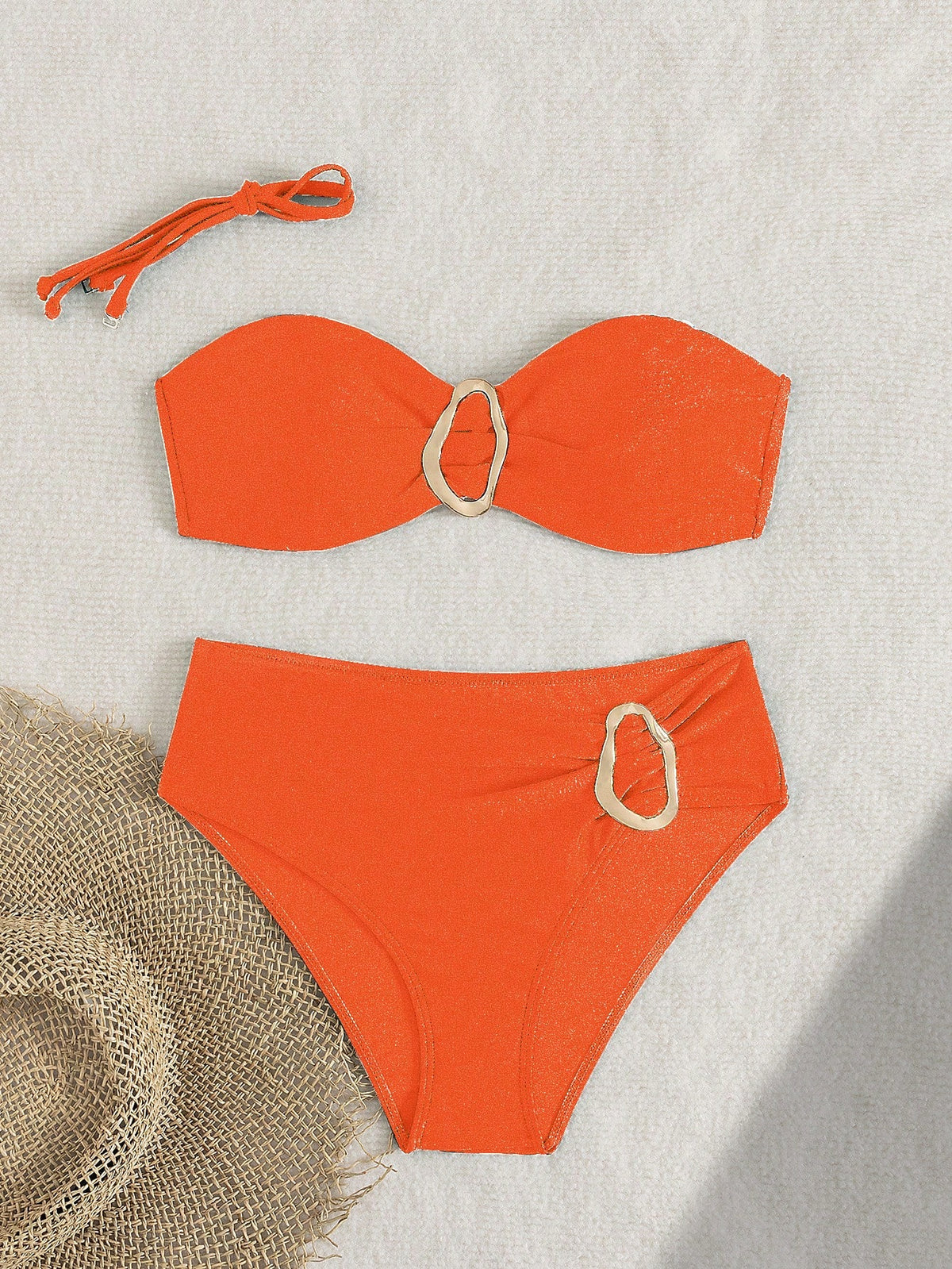 Women's Solid Color Flat Chest Bikini Two Pieces Set With Metal Accessory In The Middle, Suitable For Island Vacation Beach