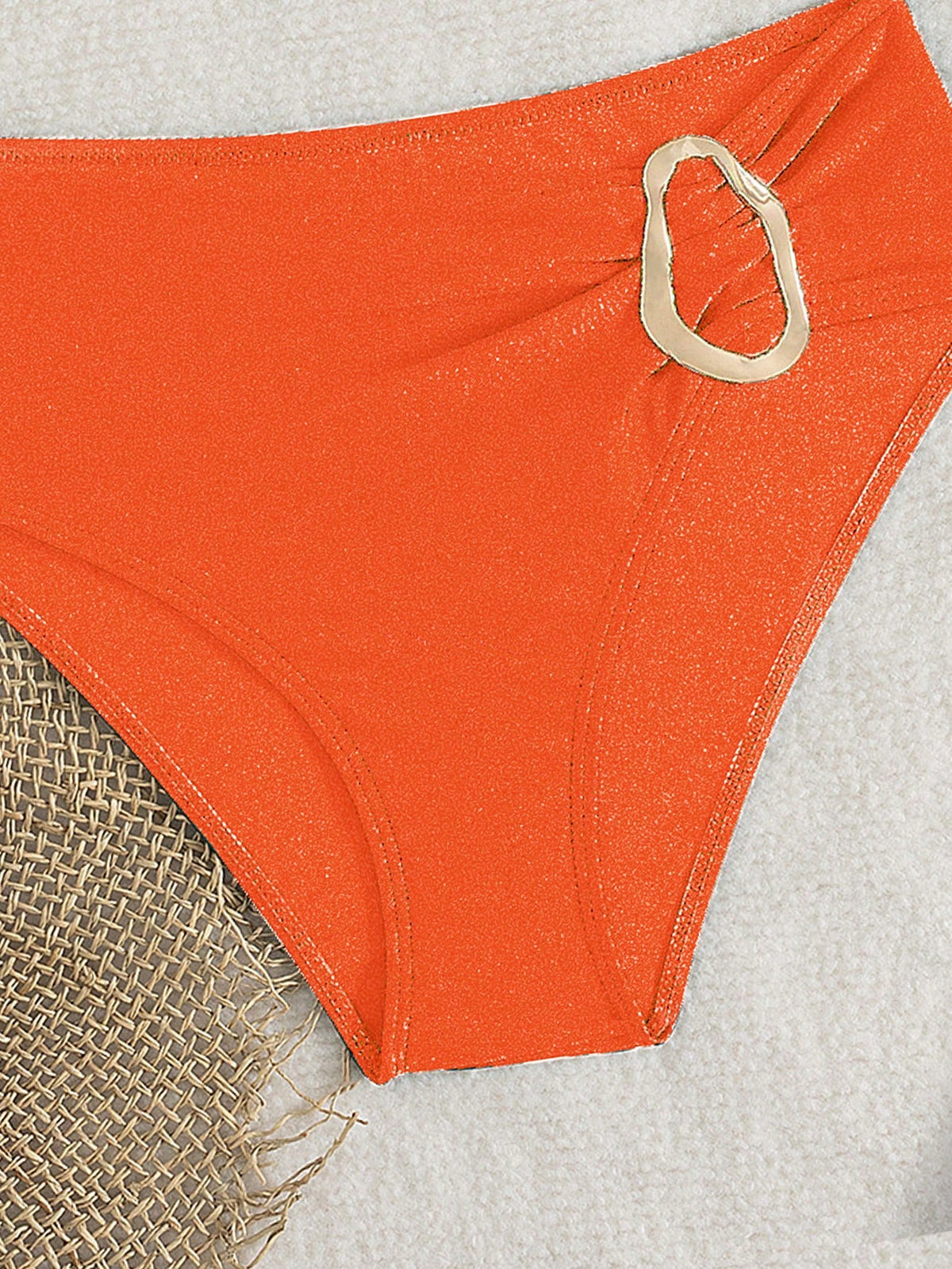 Women's Solid Color Flat Chest Bikini Two Pieces Set With Metal Accessory In The Middle, Suitable For Island Vacation Beach