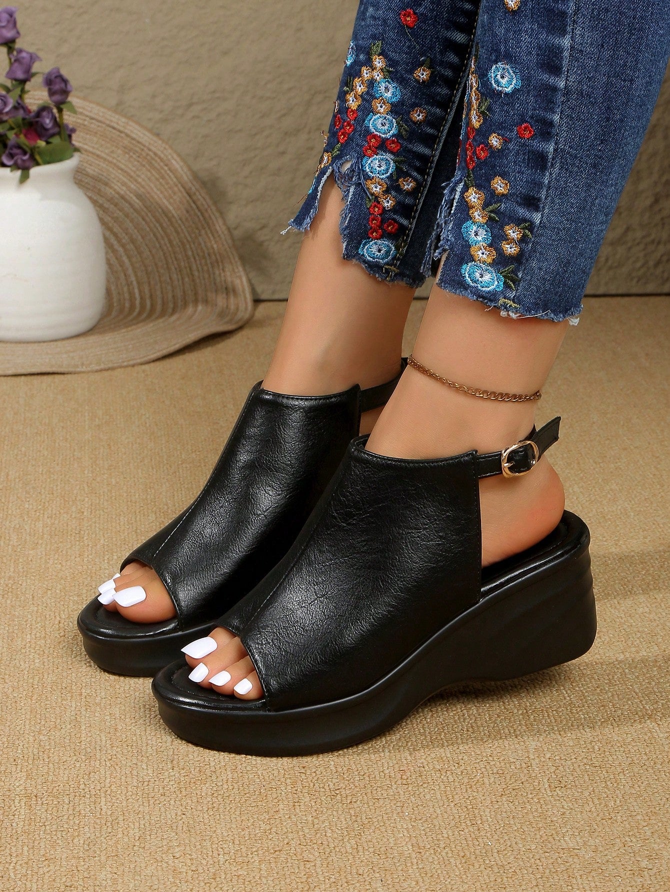Women's Thick Sole Wedge Sandals Open Toe High Heel Wedge Casual Lightweight Fashion Buckle Strap Sandals