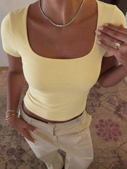 Women's Y2K Style Yellow Square Neck Fitted Cropped Top, Made Of Stretchy Fabric, Short Sleeve Fitted Cut, Minimalist Style, Suitable For Dates, Hangouts With Friends, Spring/Summer Casual Outings