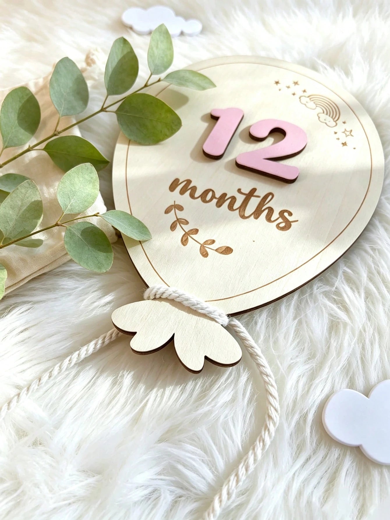 Wooden Balloon Milestone Sign Set, Interchangeable Milestone Card Set, Double-Sided Baby Milestone Birth Announcement Board, Newborn 1-12 Months Photo Props, Boy Girl Balloon Milestone Sign, Number Mo