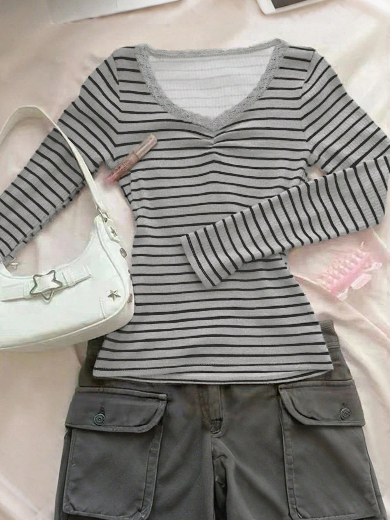X ITS MICH INAWLY Women's Fashion Casual Elegant Cute Streetwear Mixed Striped Lace Trim Long Sleeve T-Shirt Fall Cloth For Women