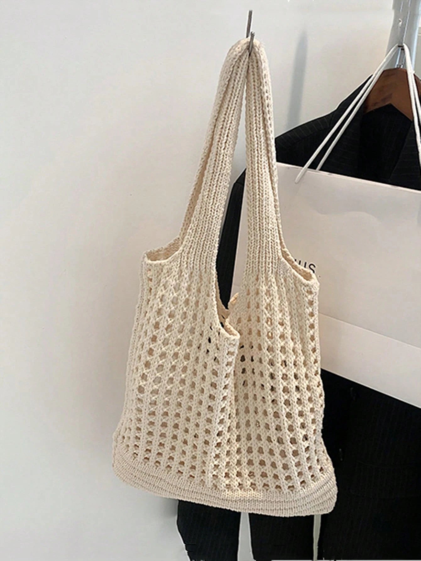 Yogodlns Women's Knitted Hollow Woven Large Capacity Floral Decor Shopping Tote Bag, Crochet Woven Bag, Summer Beach Tote
