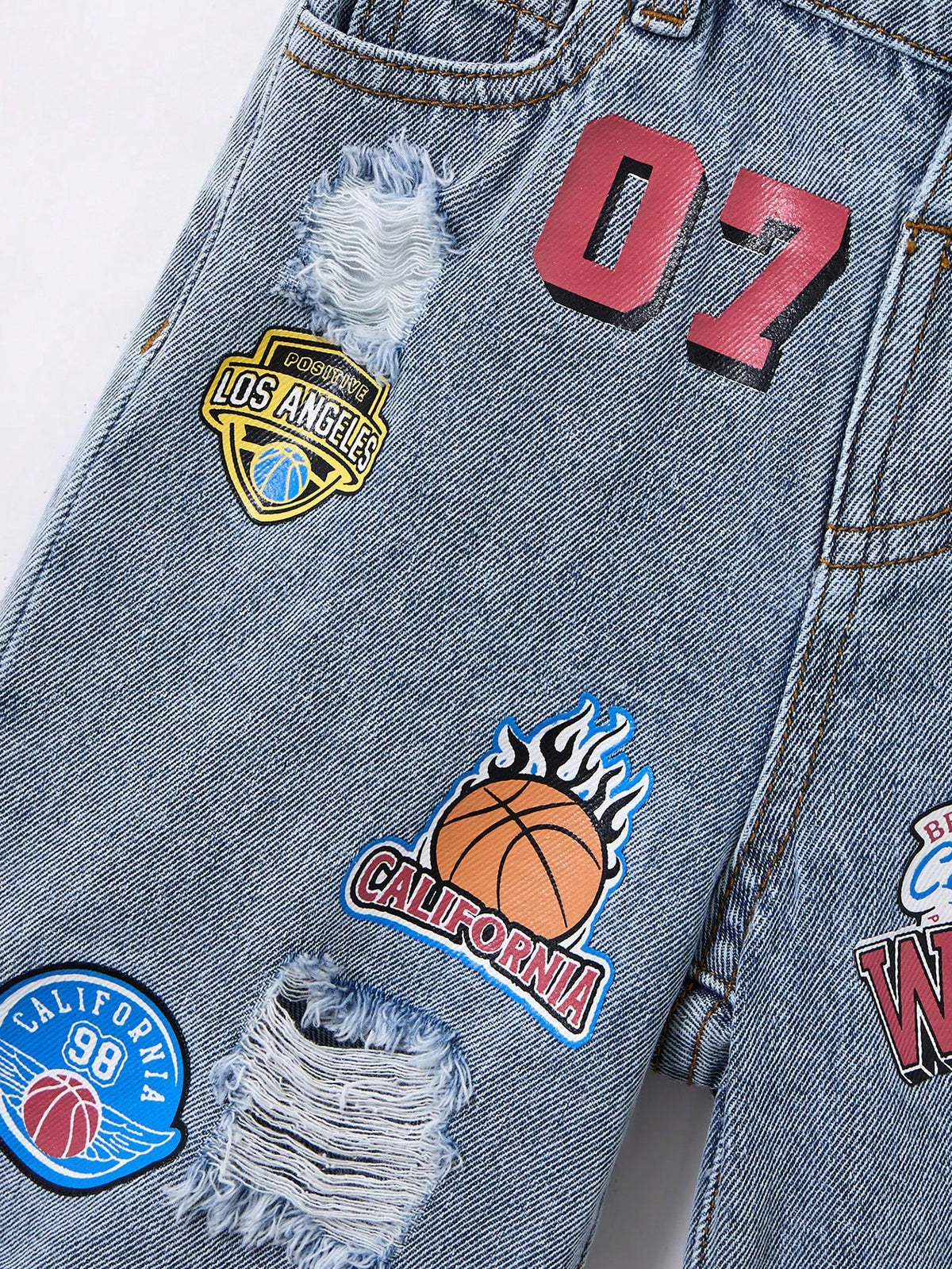Young Boy Distressed Retro Urban Street Style Basketball Letter Graphic Blue Denim Loose Ripped Frayed Jeans Shorts, For Kids Spring/Summer Dailywear, Streetwear, Vacation For Boys, Birthday For